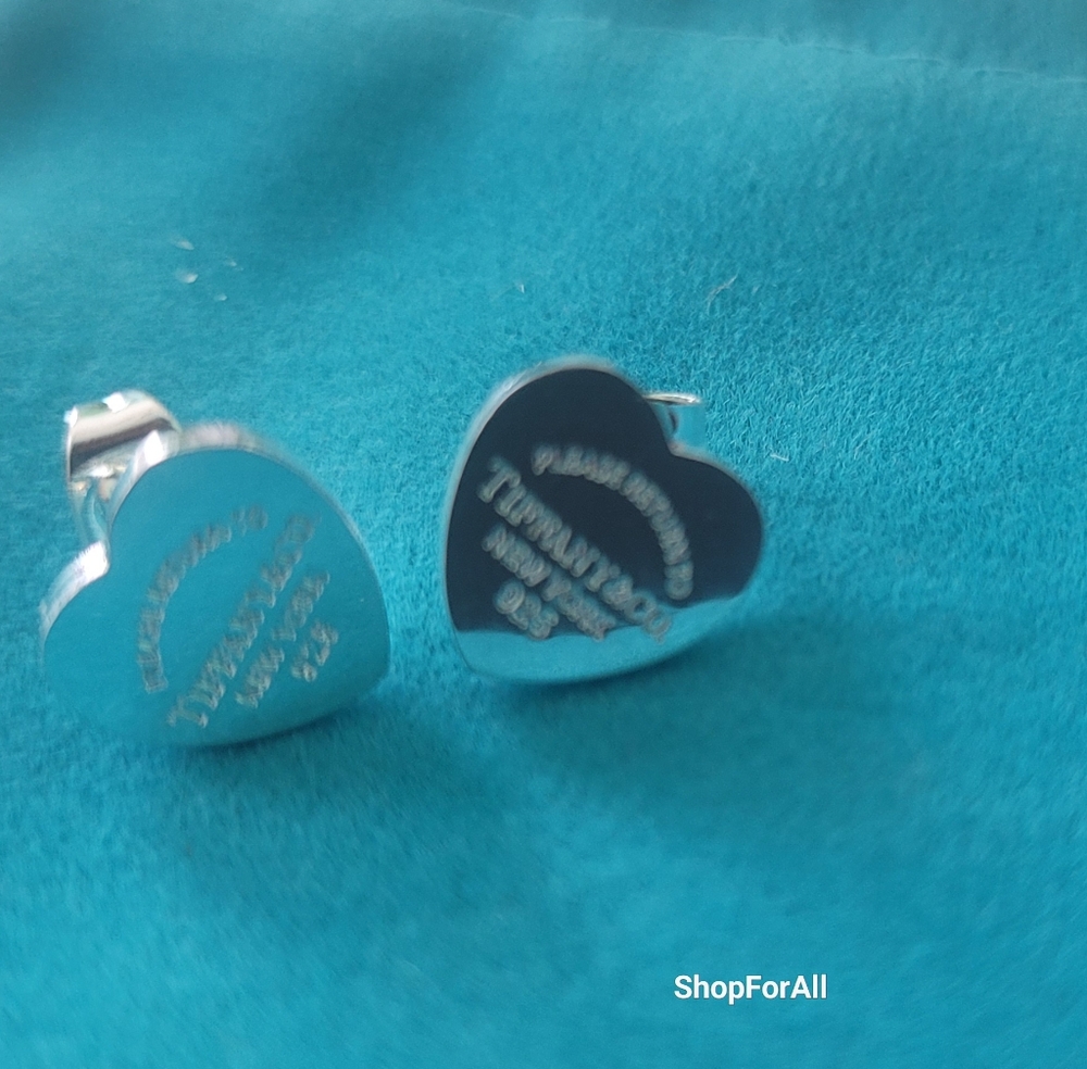 Tiffany and co mini heart earrings - Picture 9 of 14
